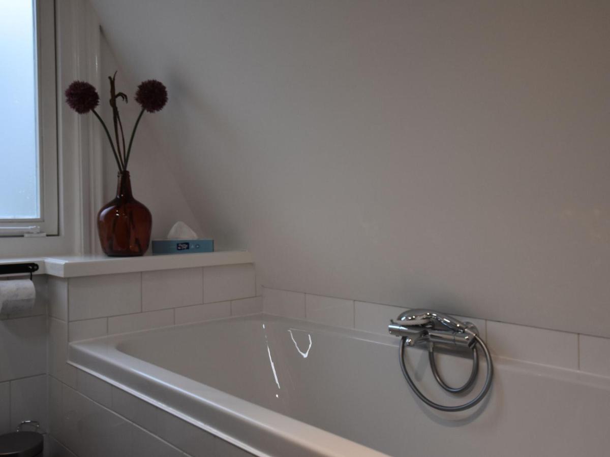 Charming Holiday Home In Egmond Aan Zee Near Seabeach 外观 照片